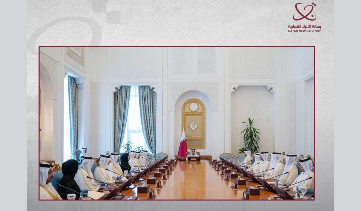 Cabinet Holds Weekly Meeting